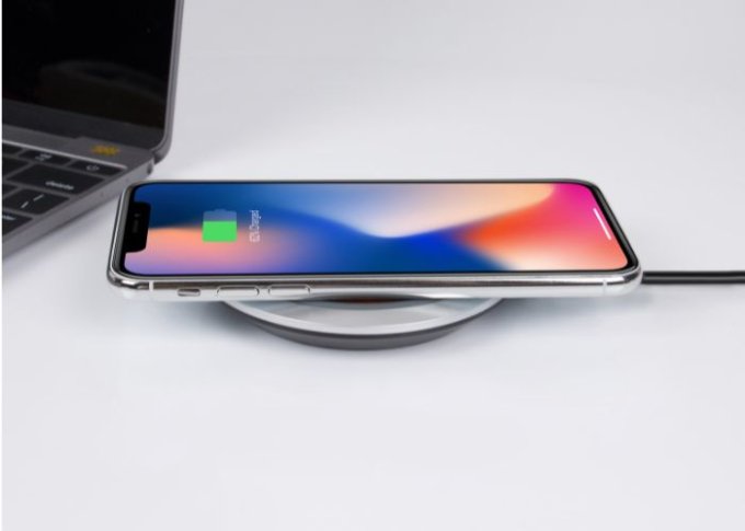 Ładowarka do szybkiego ładowania smartfona